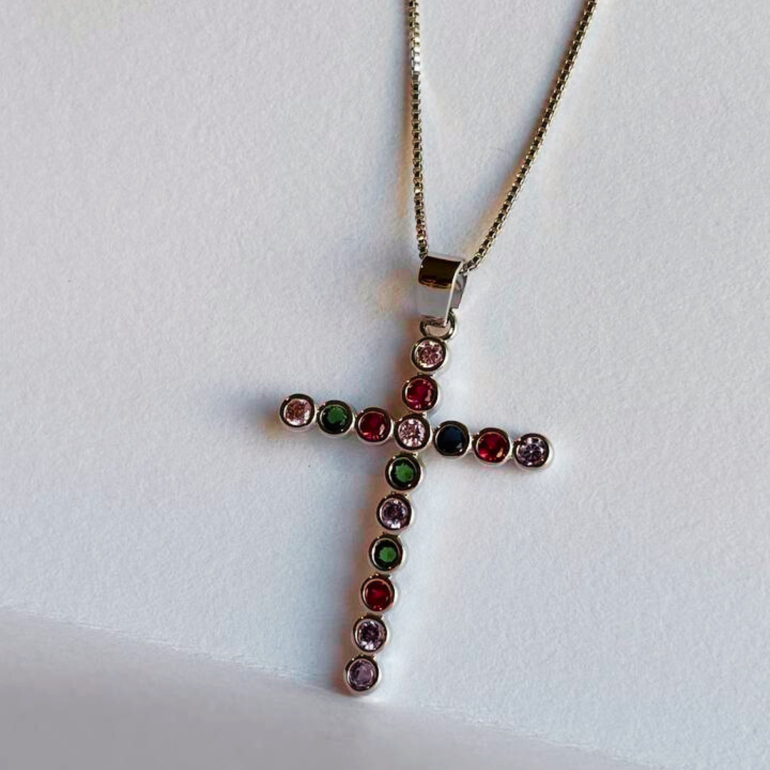 Gargantilha Crucufixo