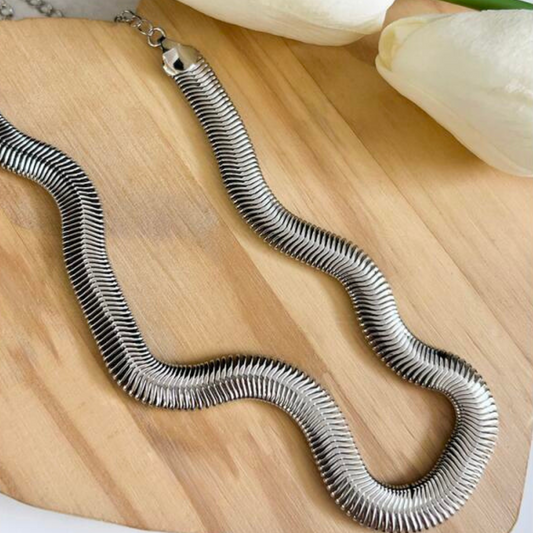 Colar Choker